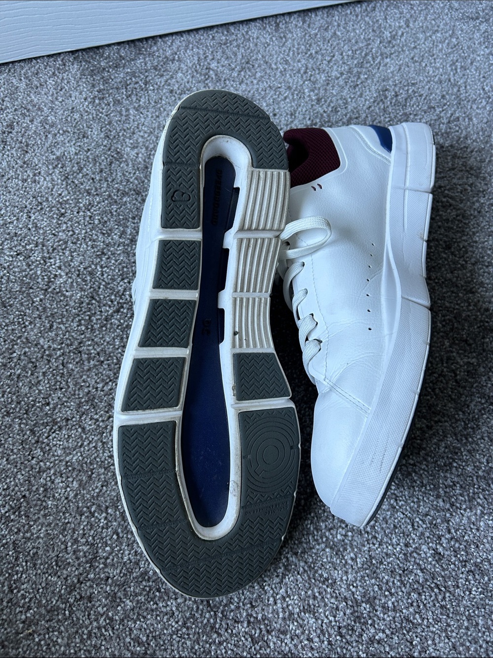 On White Leather Sneakers with Burgundy Collar - Picture 3 of 3
